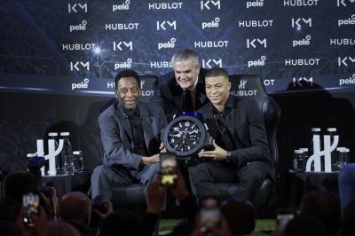 Hublot | les photos officielles de la rencontre Pelé / Mbappé 